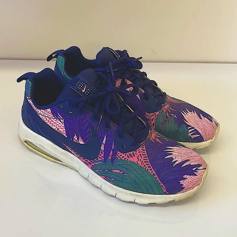 Nike Tropical Print Sneakers